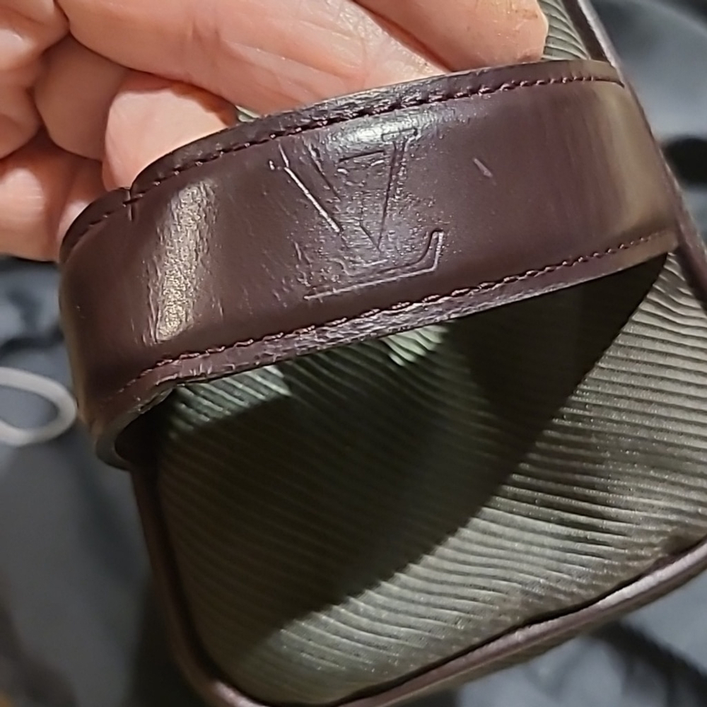 Louis Vuitton Tiaga Palana toiletry bag brown to green ombre color - Picture 4 of 16